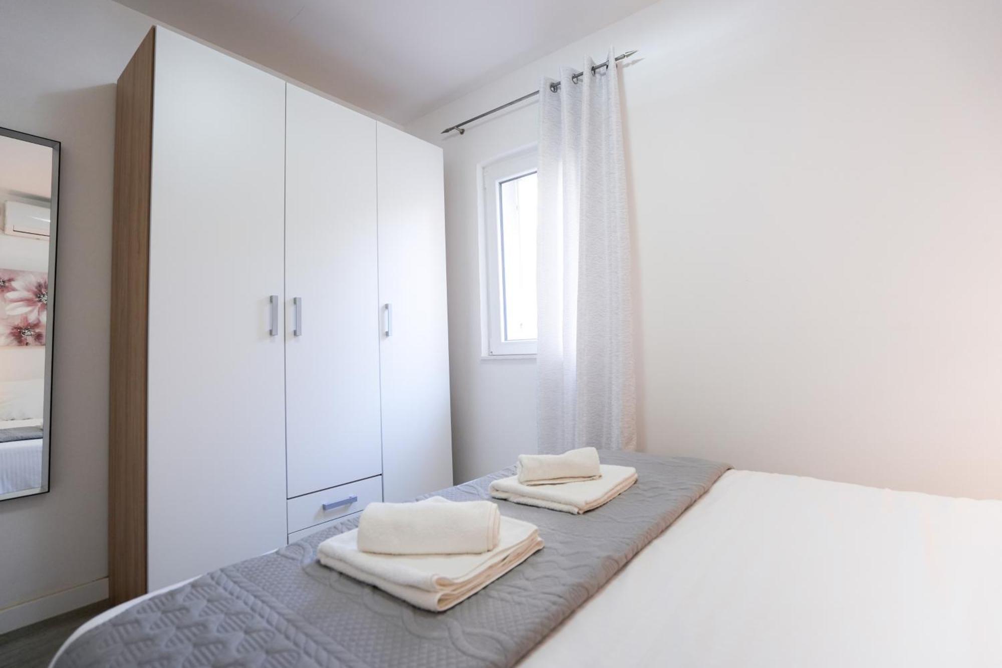 Apartment Kaya Prime Location In Old Town Zadar Exterior photo